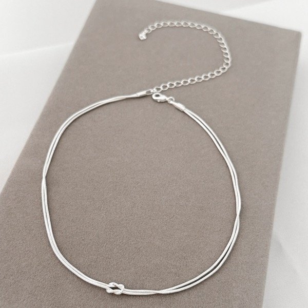 Producto - Collar nudo (bañado en plata)