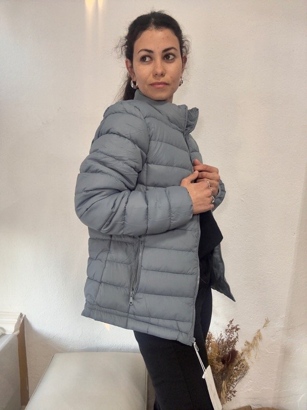 Producto - Campera uniqlo Celeste