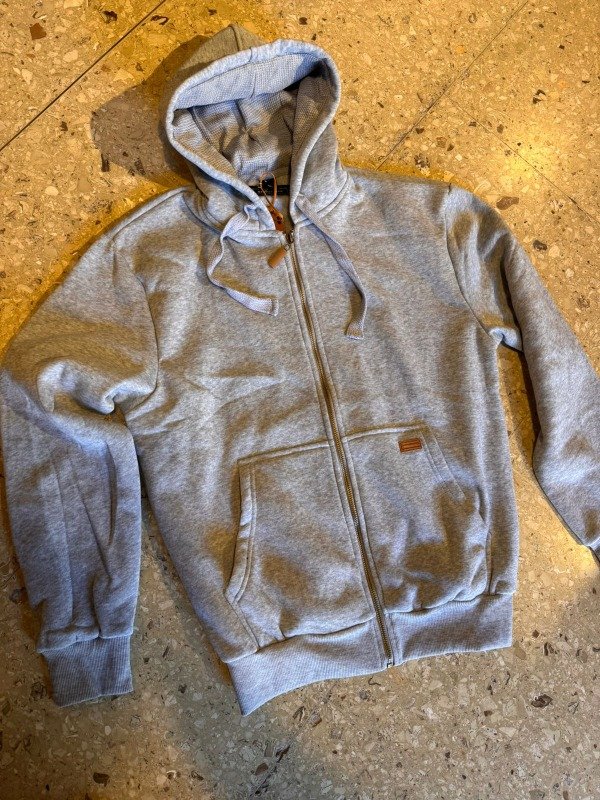 Producto - Campera canguro frizada serodino gris