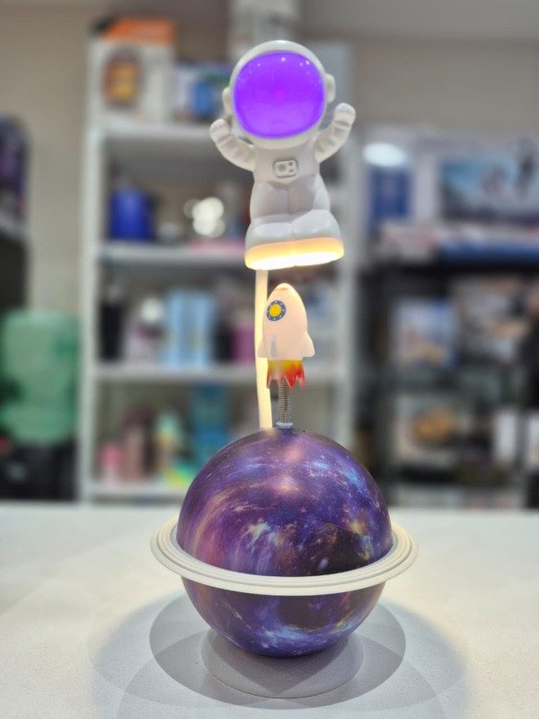 Producto - Lampara Led-83090 Astronauta