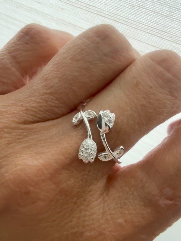 Producto - Anillo ajustable rosas plata 925