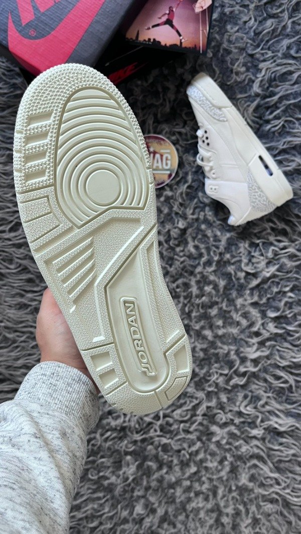 Producto - JORDAN RETRO 3 x TRAVIS SCOTT SAIL - 3