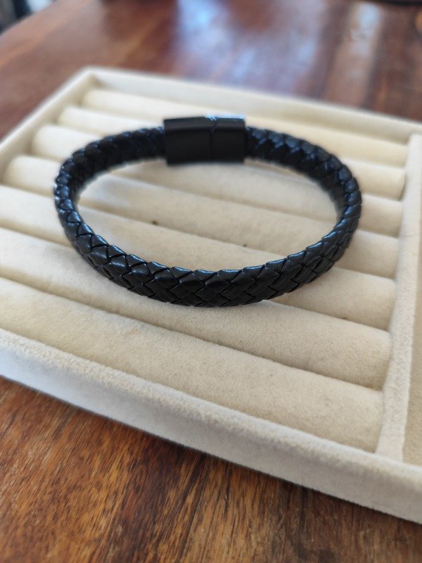 Producto - Pulsera cuero lisa