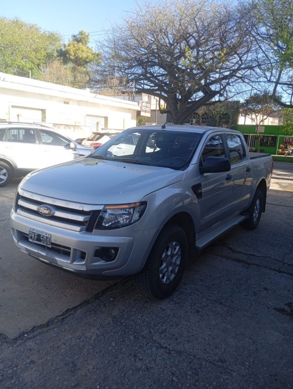 Producto - Ford Ranger XLS 3.2 4x2 2015