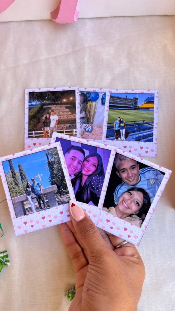 Producto - 6 Fotos polaroid fondo corazones