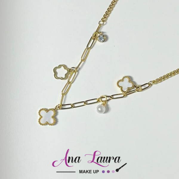 Producto - Collar dije Van Cleef blanco con perlas