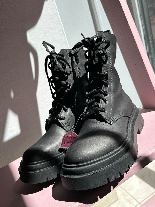 Producto - Borcegos ALENKA nuevos T38 - 6