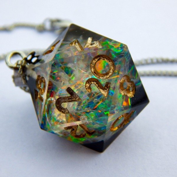 Producto - Collar D20: The Darkest Day