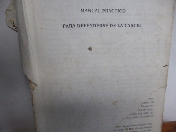 Producto - MANUAL PRACTICO PARA DEFENDERSE LA CARCEL - C. Caamaño Iglesias Paiz D. G. Yomma