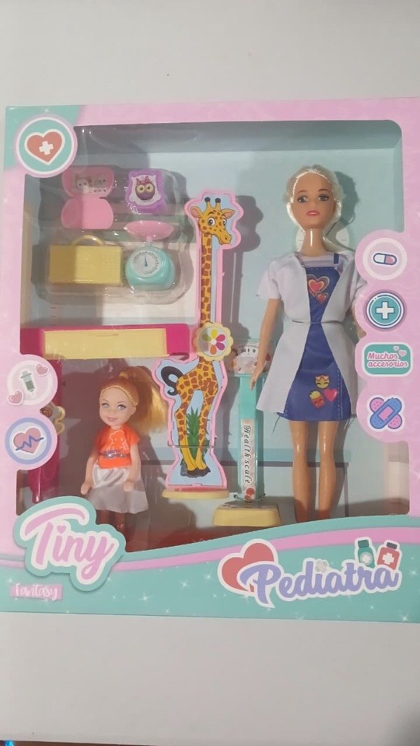 Producto - MUÑECA TINY PEDIATRA - KADA