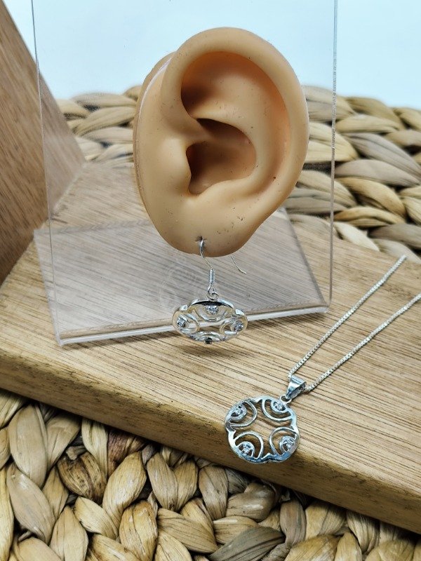 Producto - Conjunto Borondo (Aros y dije)