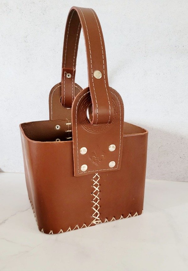 Producto - Canasta de cuero Premium - Color Chocolate