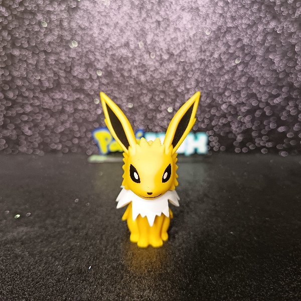 Producto - Jolteon SOFUBI BANPRESTO