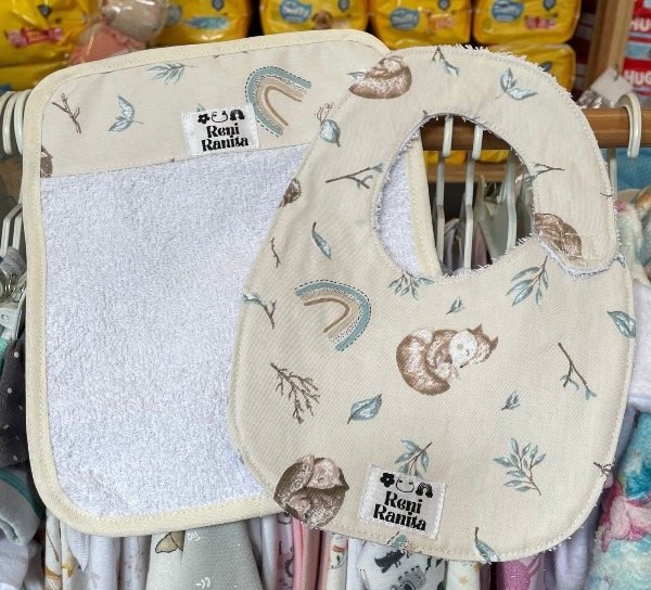 Producto - Combo babero y babita combinado reni ranita Zorrito beige