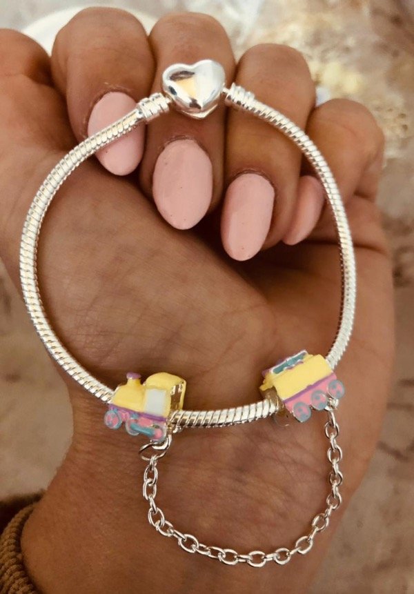 Producto - Dije trencito de la vida esmaltado Pandora Acero Blanco