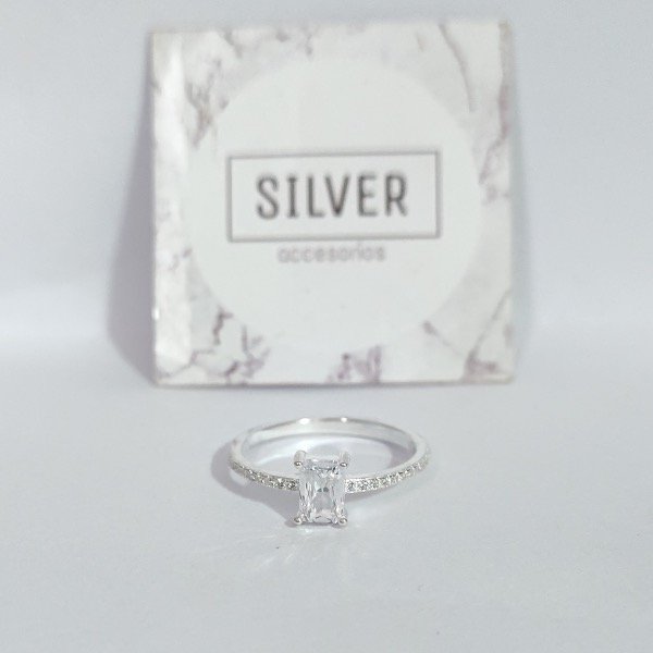 Producto - Anillo cubic rectangular micropave talle16 P