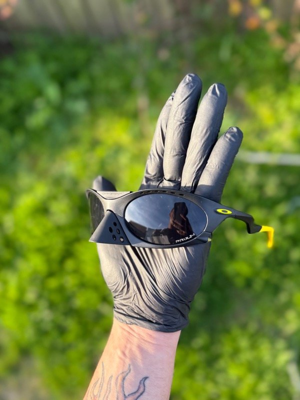 Producto - Oakley Plantaris preto amarillo