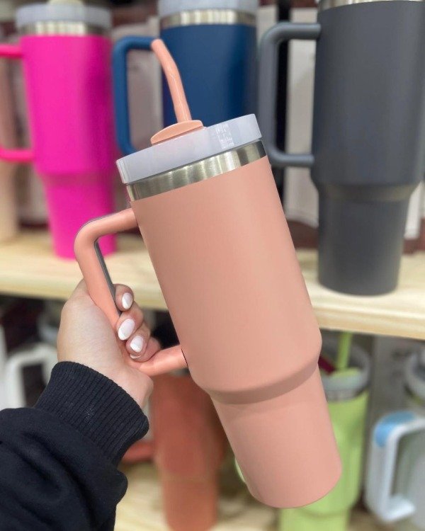 Producto - VASO QUENCHER CON MANIJA SALMON