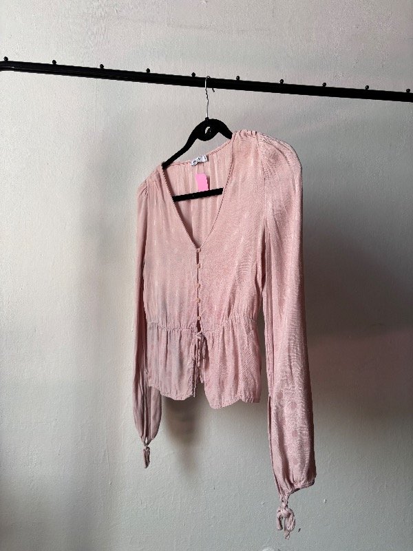 Producto - Blusa lunares bershka