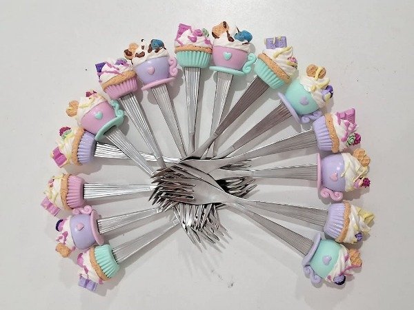 Producto - Tenedor postre 17cm