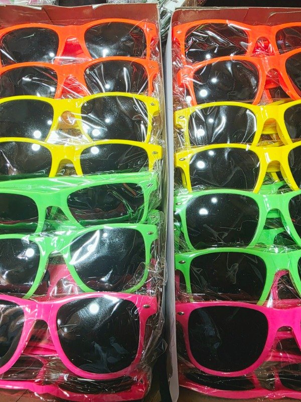 Producto - Lentes Ray Ban colores caja x 48