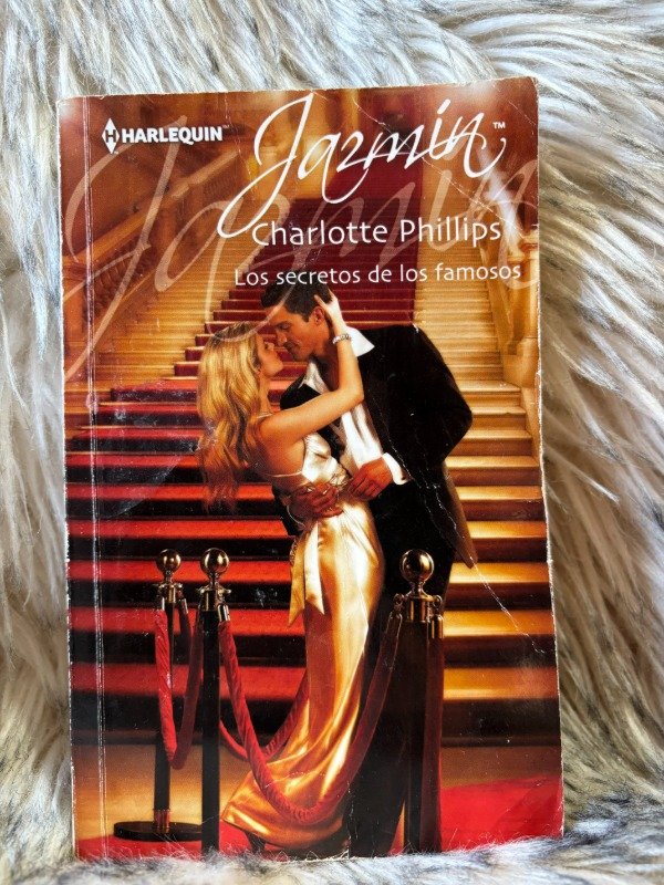 Producto - LOS SECRETOS DE LOS FAMOSOS - CHARLOTTE PHILLIPS