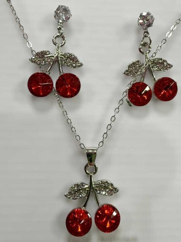 Producto - Set aros + cadenita Cereza