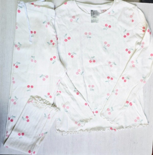 Producto - Pijama HYM talle 8/10 cerezas - 1