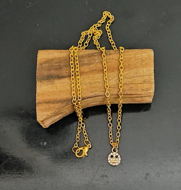Producto - Collar Carita Cubik