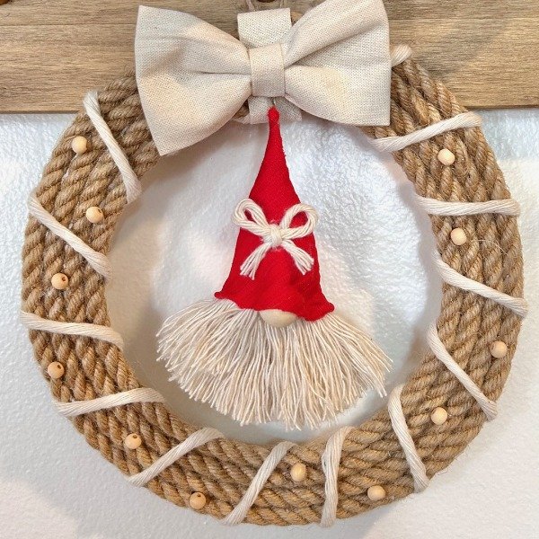 Producto - Corona Navideña Nórdica