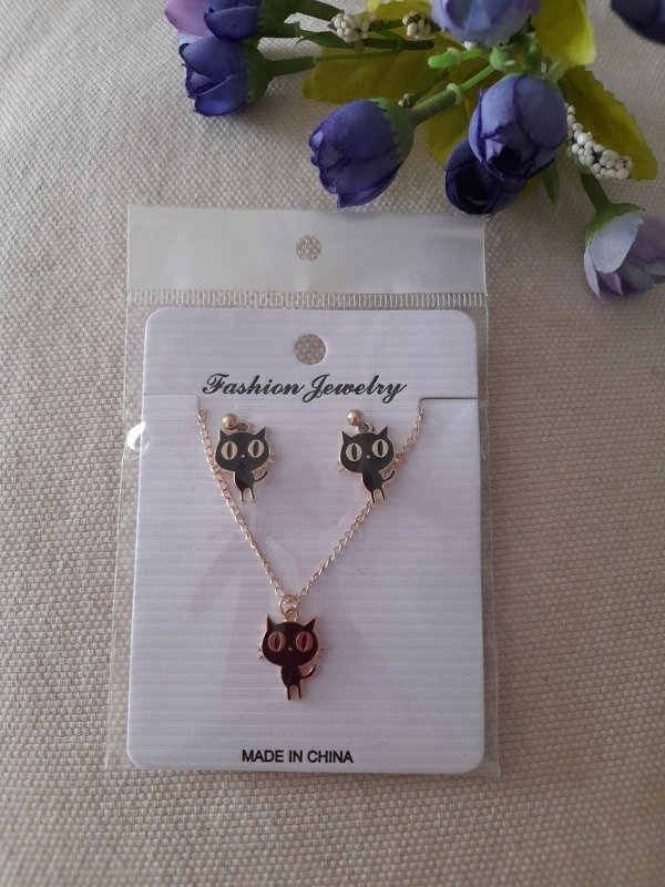 Producto - set conjunto aros y collar animalitos