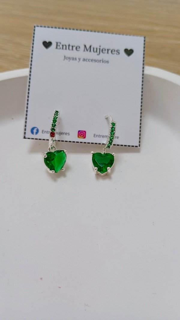 Producto - Aro corazón verde