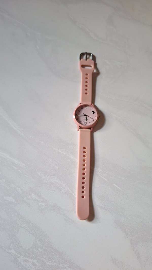 Producto - Reloj rosa Romina