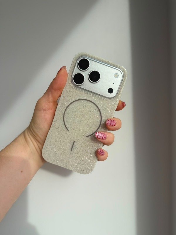Producto - Case magsafe brillantina CREMA