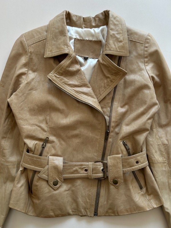 Producto - chaqueta cuero beige - 1