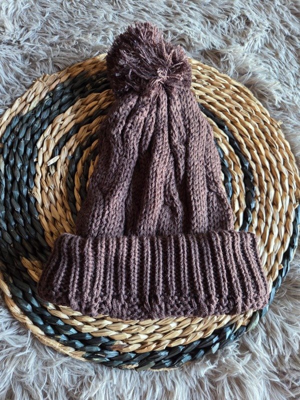 Producto - Gorro Pompón Chocolate