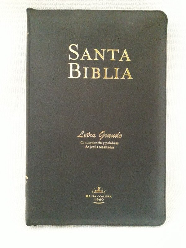 Producto - Biblia Letra Grande Concordancia con Cierre Negra