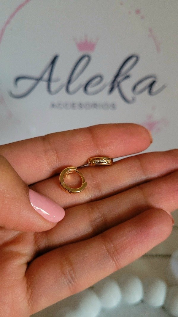 Producto - Argollas (1.0 mm) tira strass color blanco de acero dorado - 0