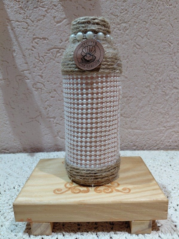 Producto - Florero Natural y rosa Perlitas