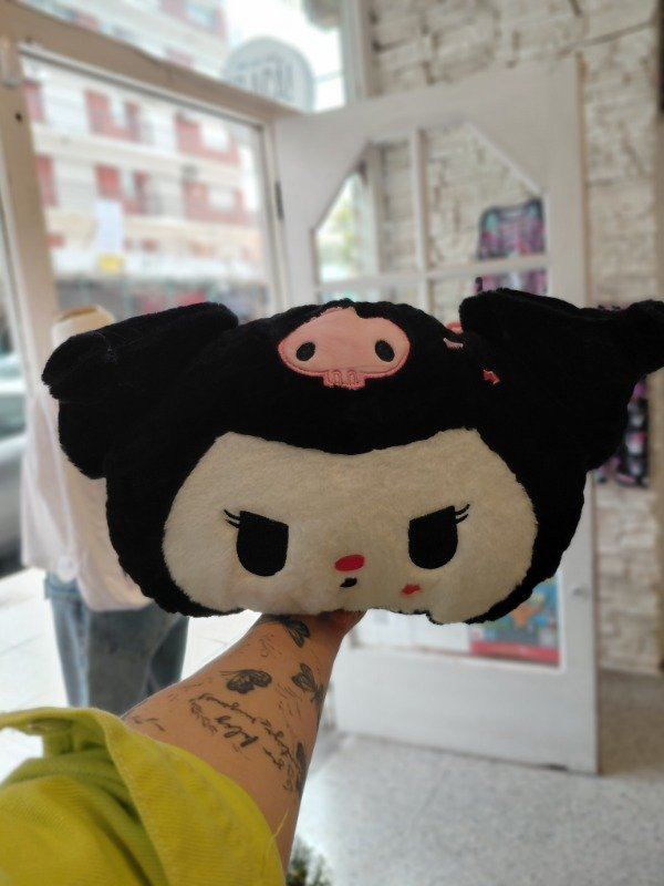 Producto - Almohadón kuromi negro