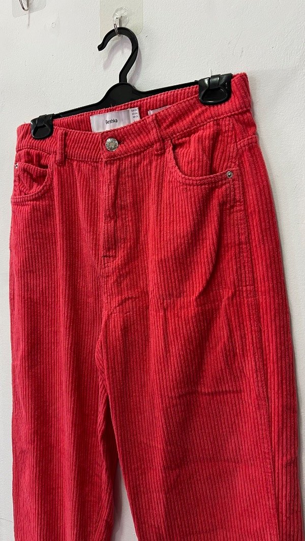 Producto - Pantalón Bershka corderoy - 3