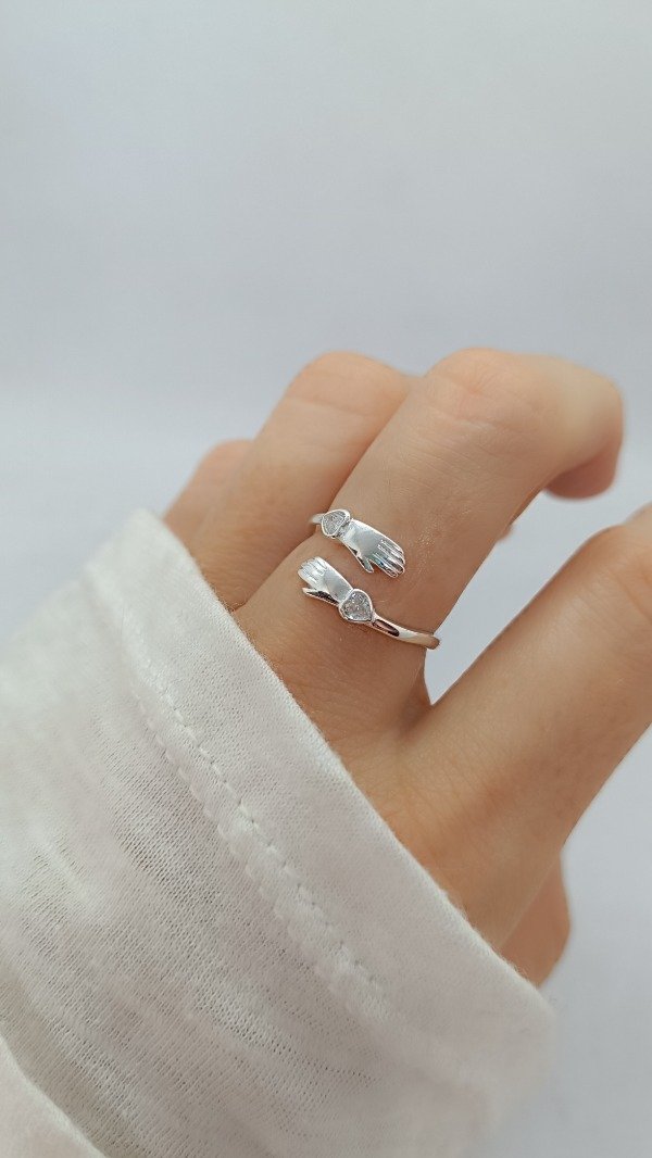 Producto - Anillo Abrazo con cubic