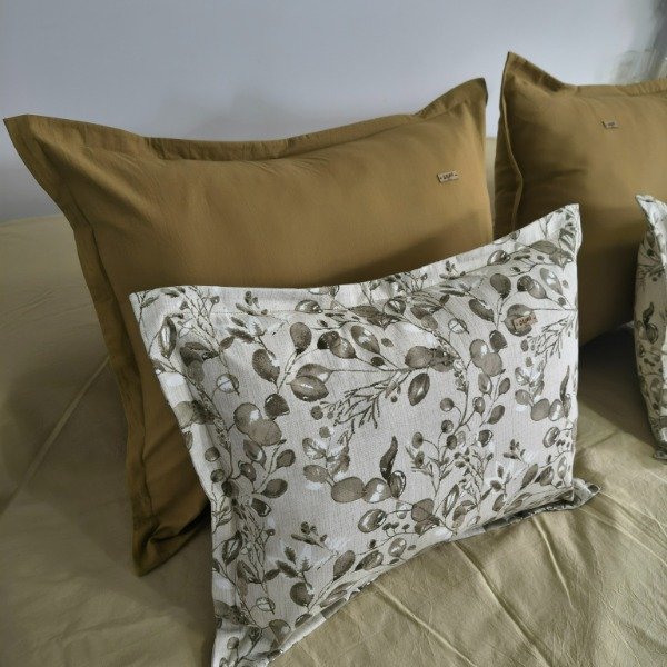 Producto - Combo x4 Almohadones - 50x60 Kaqui + 40x50 Flores - Tela Tusor - 2
