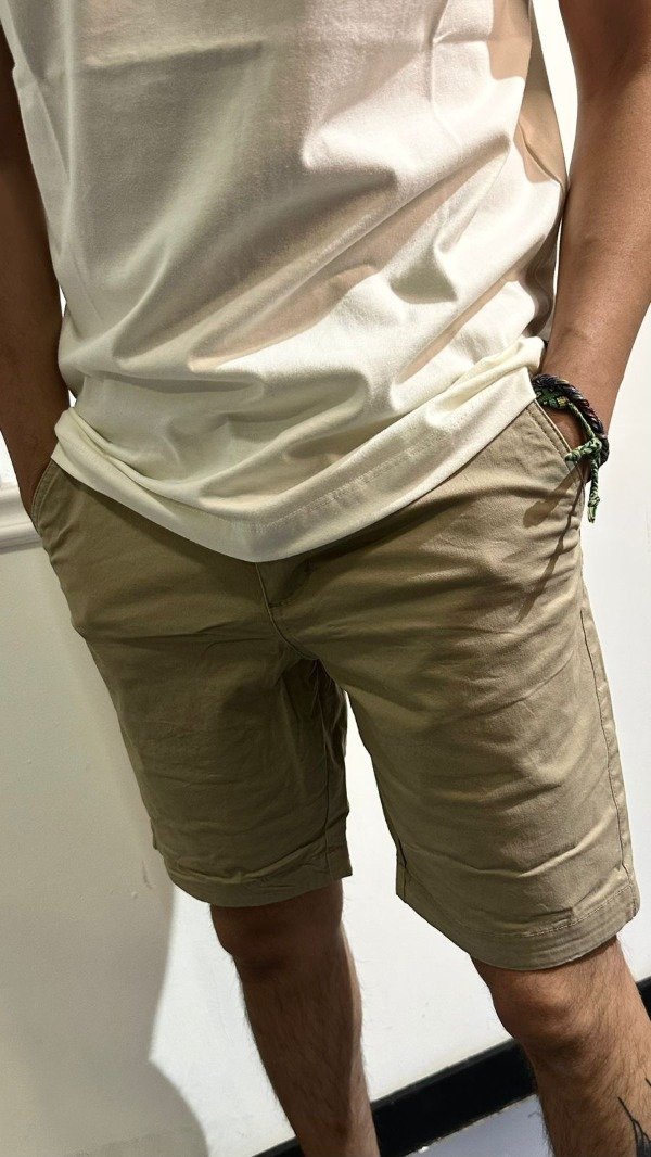 Producto - bermuda corte chino beige