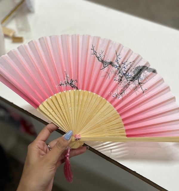 Producto - Abanico madera rosa