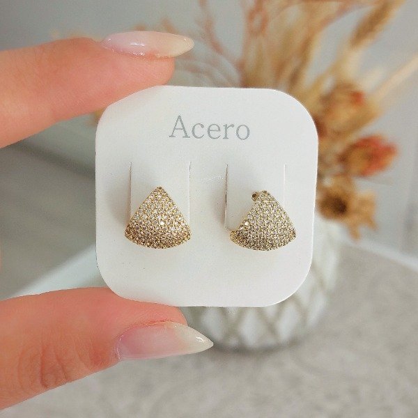 Producto - Aros huggies triángulo m.pavé blanco