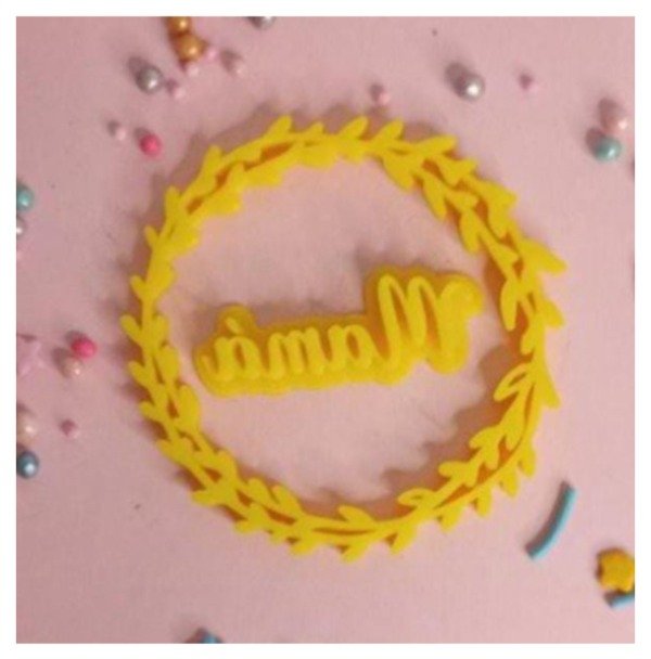 Producto - Cortante 3D con sello MAMÁ