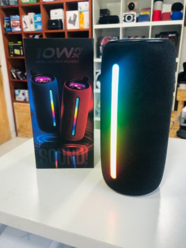 Producto - Parlante Bloomline Negro