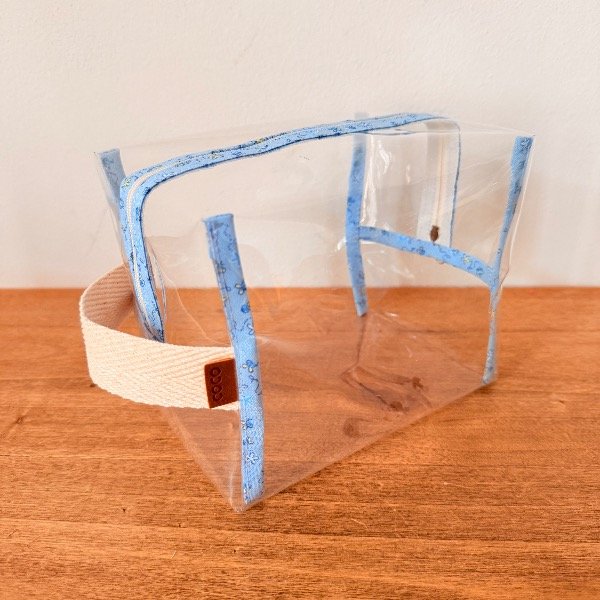 Producto - NECESER OLIVIA Dibujos en Celeste