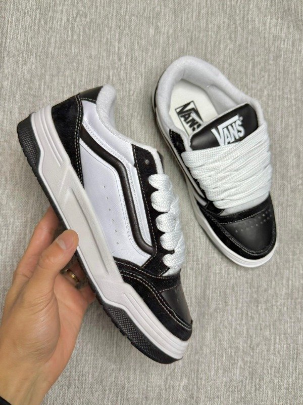 Producto - Vans Hylane Black